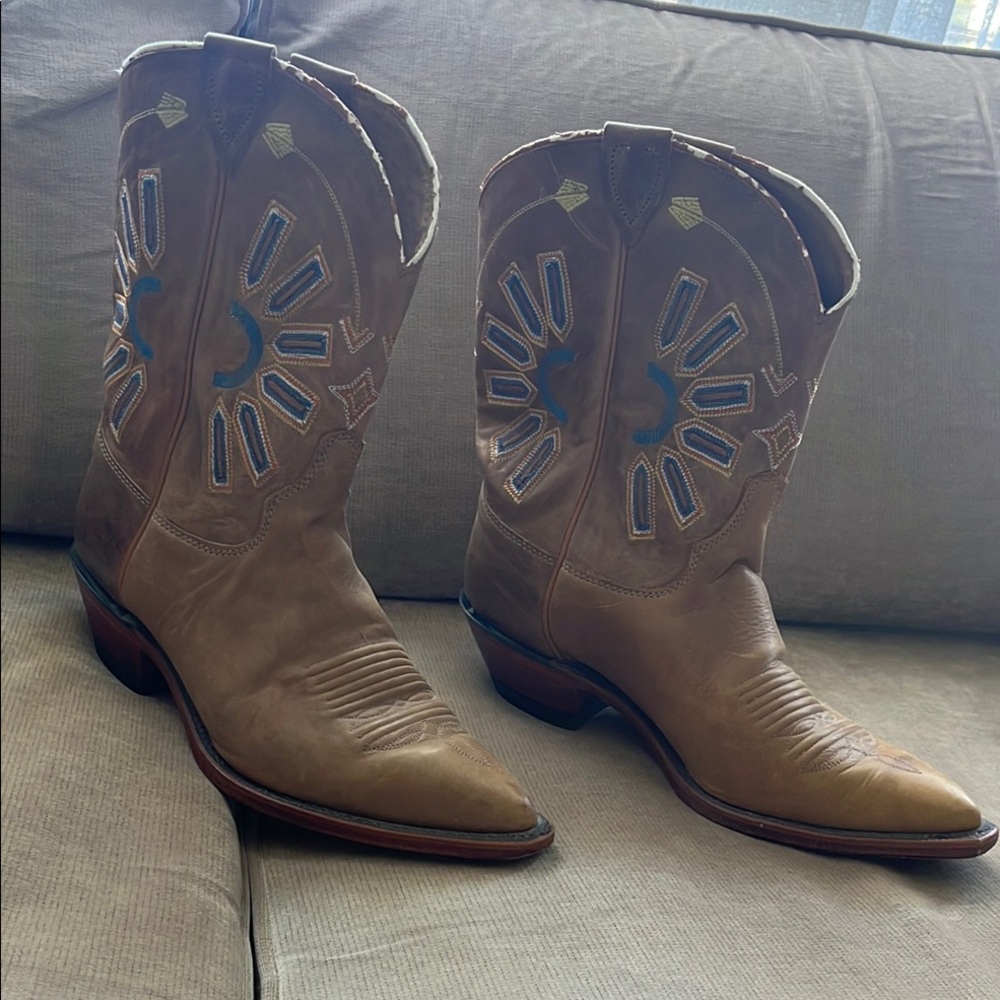 Justin Boots Brown Heeled Cowboy Boots